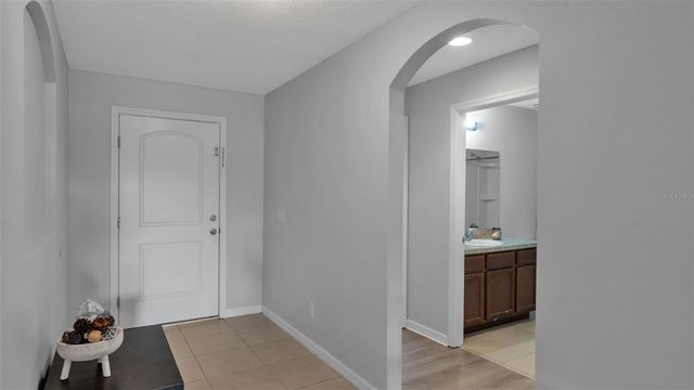 2447 TORRENS DRIVE, Lakeland, FL 33805