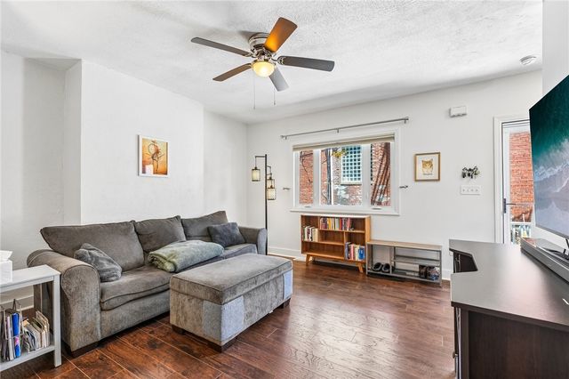 3022 Harcum Way, South Side, PA 15203