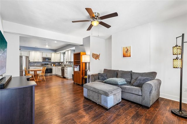 3022 Harcum Way, South Side, PA 15203