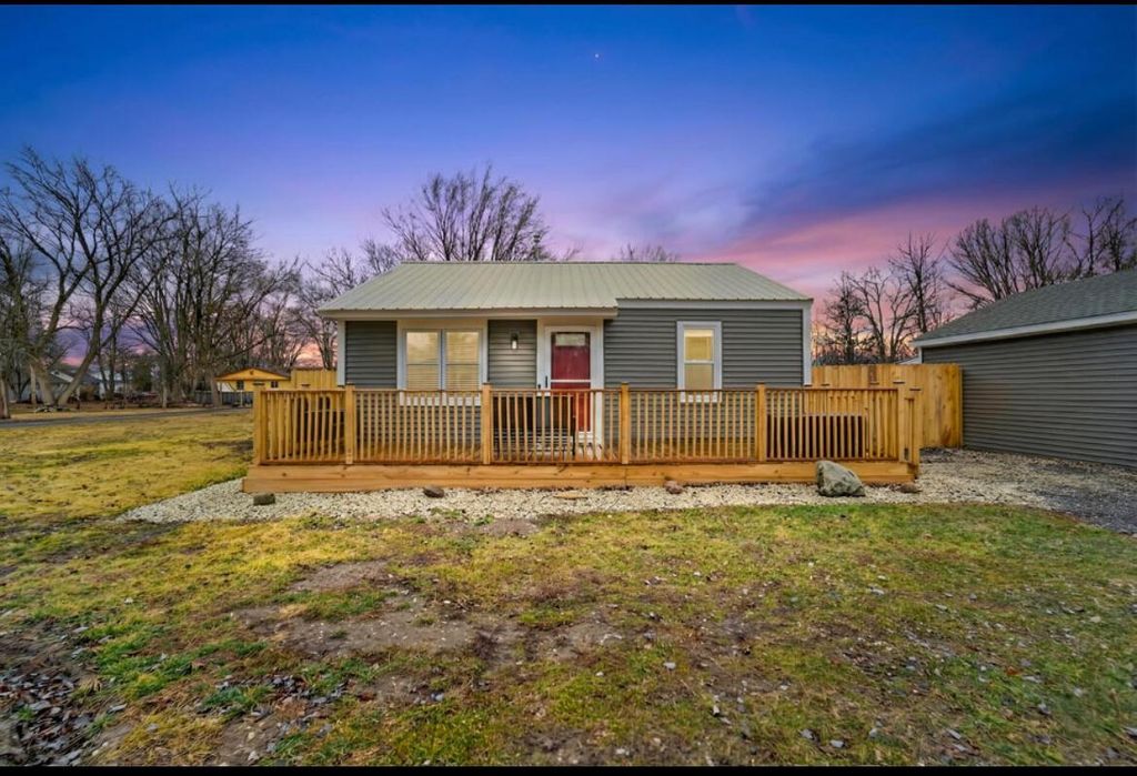 31204 71st STREET, Salem, WI 53168