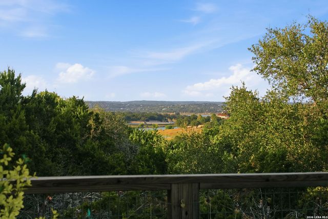 1040 ERIKA CRST, Canyon Lake, TX 78133