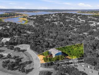 1040 ERIKA CRST, Canyon Lake, TX 78133