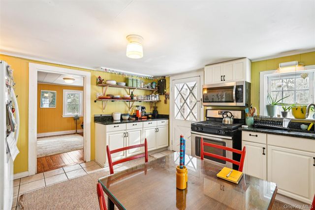 422 N Midland Avenue, Nyack, NY 10960