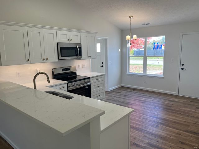 3156 Stratus Drive, West Lafayette, IN 47906