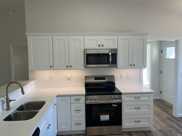 3156 Stratus Drive, West Lafayette, IN 47906