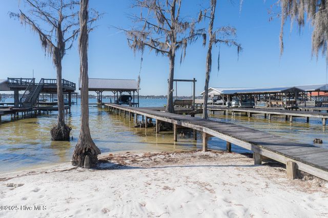 77 Frye Landing, Elizabethtown, NC 28337