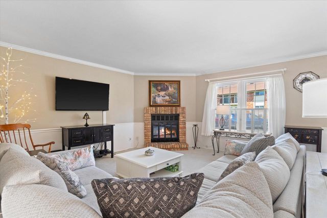 4201 W Cherrywood LANE, Brown Deer, WI 53209
