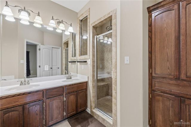 2914 Windcrest Lane, Harlingen, TX 78550