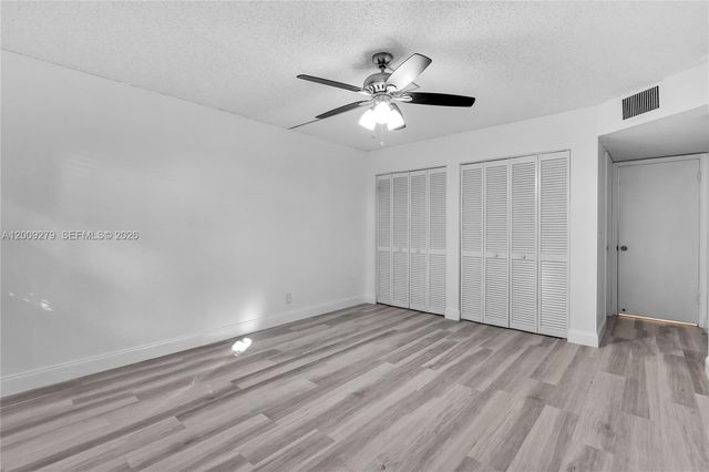 8513 Old Country Mnr 415, Davie, FL 33328