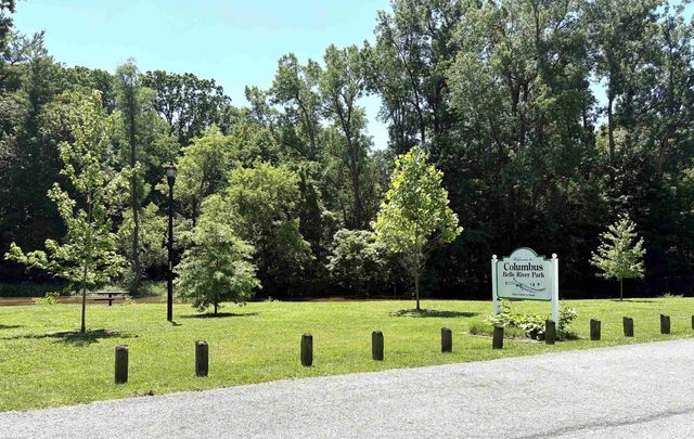 8760 Gratiot Avenue, Columbus Twp, MI 48063