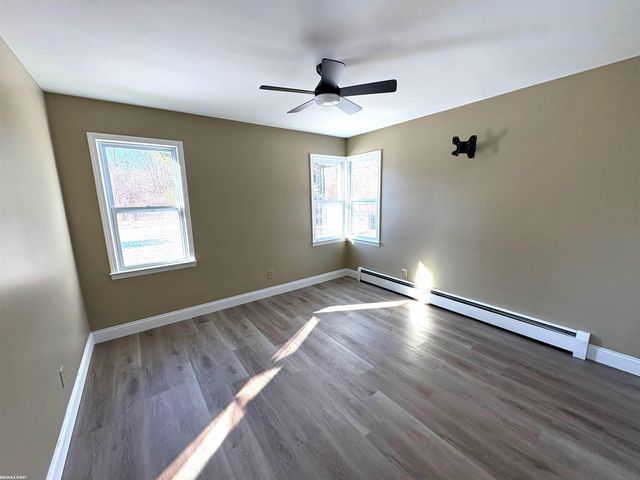 8760 Gratiot Avenue, Columbus Twp, MI 48063