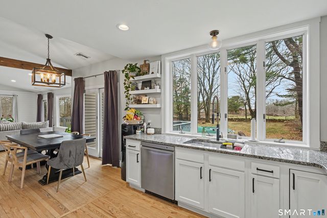 18 Caulkins Road, Norwich, CT 06360