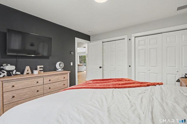 18 Caulkins Road, Norwich, CT 06360