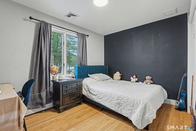 18 Caulkins Road, Norwich, CT 06360