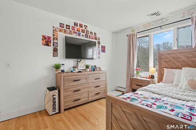 18 Caulkins Road, Norwich, CT 06360