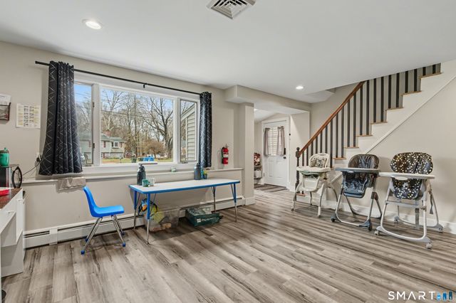 18 Caulkins Road, Norwich, CT 06360