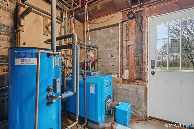 18 Caulkins Road, Norwich, CT 06360