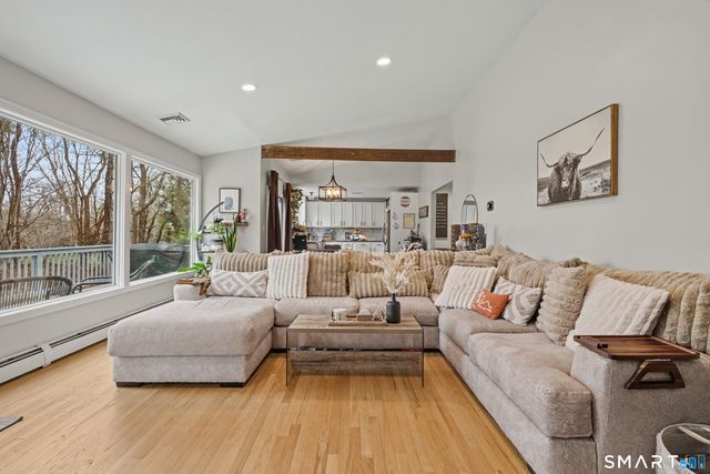 18 Caulkins Road, Norwich, CT 06360