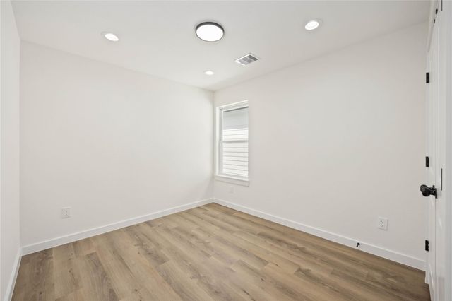 7921 Bonaire Street B, Houston, TX 77028