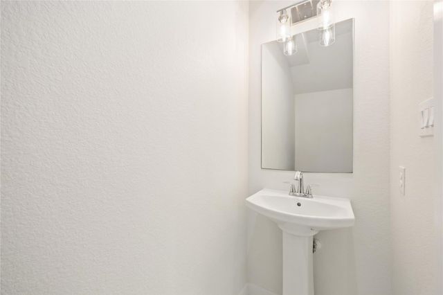 7921 Bonaire Street B, Houston, TX 77028