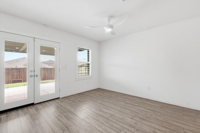 805 Shire Avenue, Haslet, TX 76052