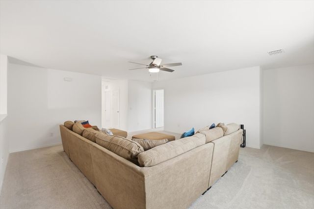 805 Shire Avenue, Haslet, TX 76052