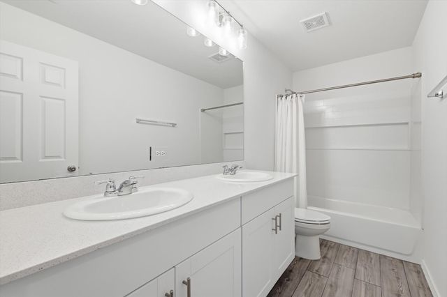 805 Shire Avenue, Haslet, TX 76052