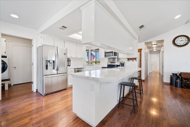 7231 Pleasant Grove Rd, Pleasant Grove, CA 95668