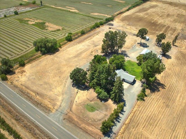 7231 Pleasant Grove Rd, Pleasant Grove, CA 95668