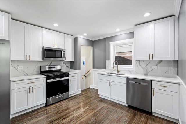 438 W 126th Place, Chicago, IL 60628