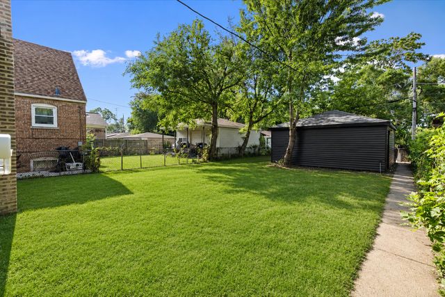 438 W 126th Place, Chicago, IL 60628