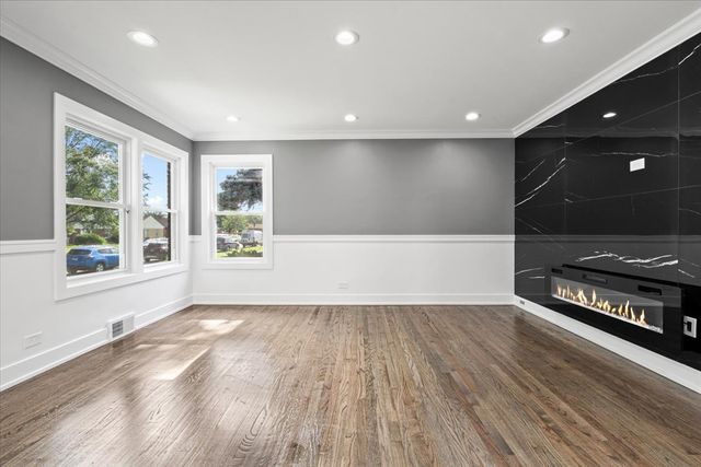 438 W 126th Place, Chicago, IL 60628