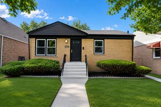 438 W 126th Place, Chicago, IL 60628