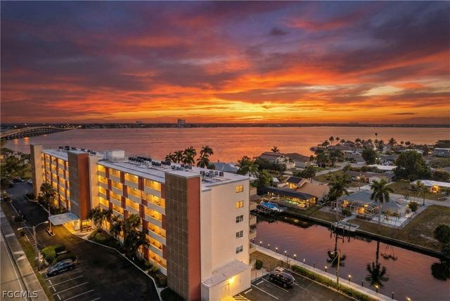 1766 Cape Coral PKWY E 205, Cape Coral, FL 33904