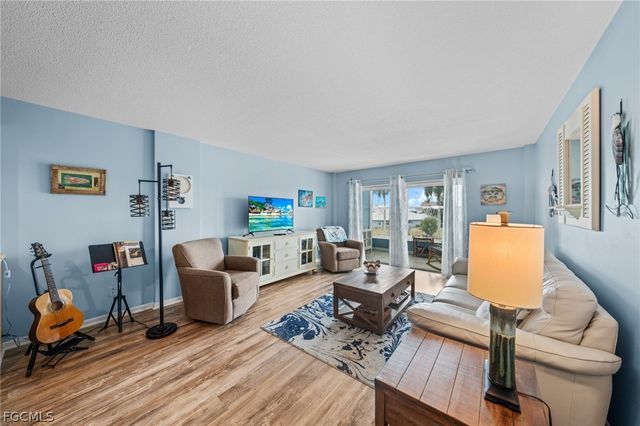 1766 Cape Coral PKWY E 205, Cape Coral, FL 33904