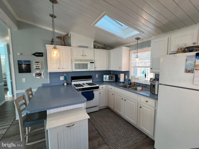 11928 W YARDARM DR, Berlin, MD 21811