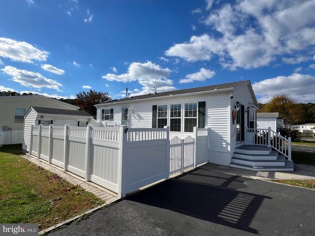 11928 W YARDARM DR, Berlin, MD 21811