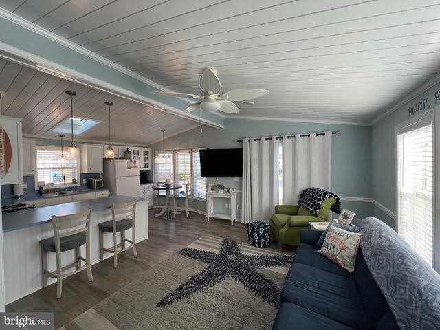 11928 W YARDARM DR, Berlin, MD 21811