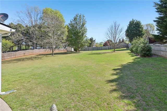 321 Meadowcrest Circle, Canton, GA 30115