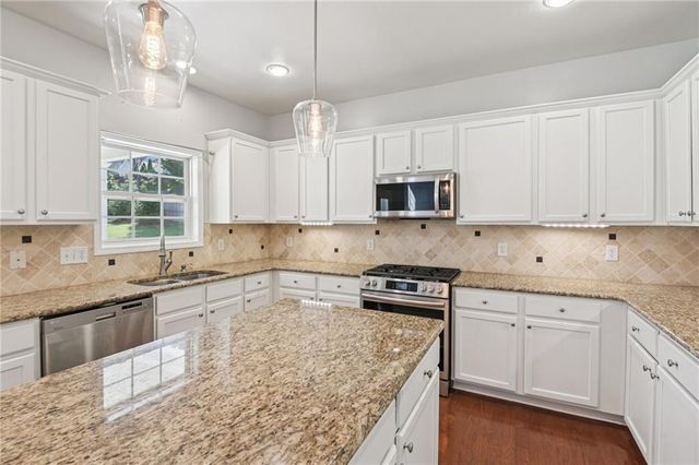 321 Meadowcrest Circle, Canton, GA 30115