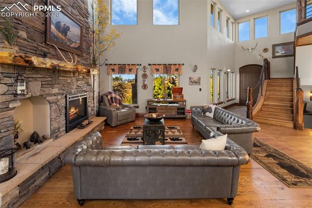 12875 Holmes Road, Colorado Springs, CO 80908