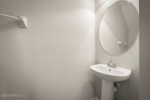 215 RICHMOND Drive, St. Johns, FL 32259