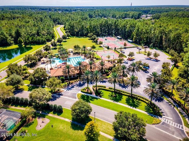 215 RICHMOND Drive, St. Johns, FL 32259