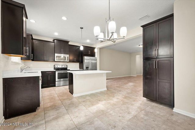 215 RICHMOND Drive, St. Johns, FL 32259