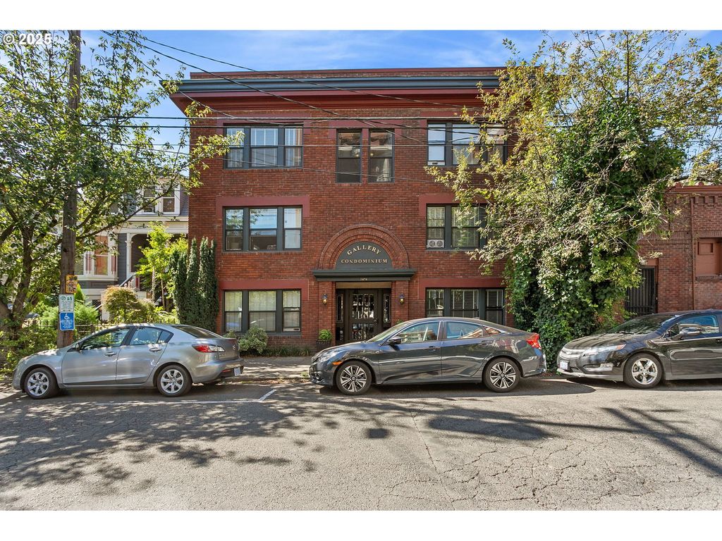 2076 Nw JOHNSON St 102, Portland, OR 97209