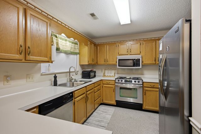525 Upsall Dr, Antioch, TN 37013