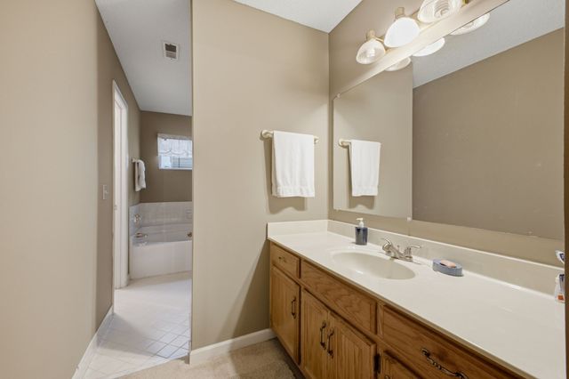 525 Upsall Dr, Antioch, TN 37013