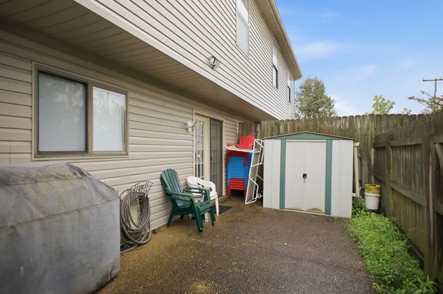 525 Upsall Dr, Antioch, TN 37013