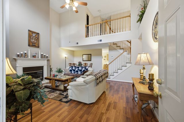 525 Upsall Dr, Antioch, TN 37013
