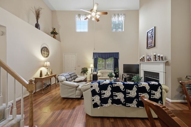 525 Upsall Dr, Antioch, TN 37013